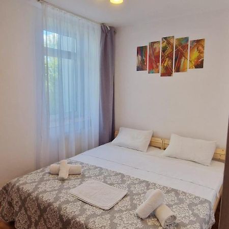 Stefania Apartment-camere private Braszów Zewnętrze zdjęcie