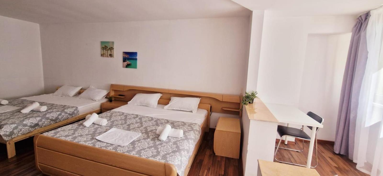 Stefania Apartment-camere private Braszów Zewnętrze zdjęcie
